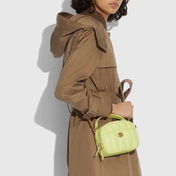 🔥🔥🔥NEW Coach Lunchbox Top Handle With Quilting Crossbody Bag Pale Lime - Picture 2 of 10